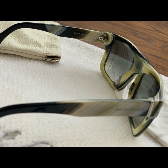 Balenciaga Sunglasses - Picture 4 of 4
